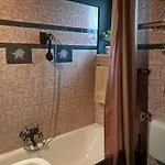 Baci For 4 Guests In Rose